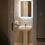 Townhouse 4* 트롤리